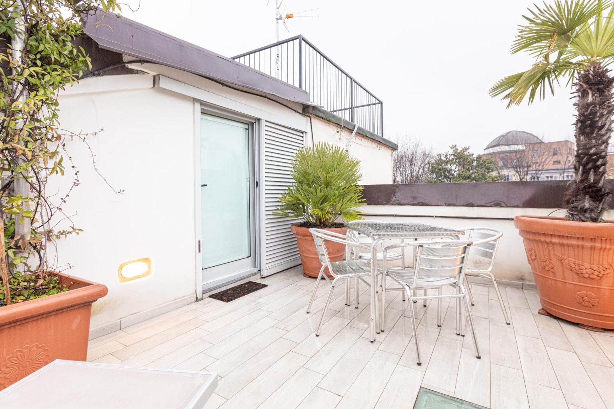 Monte Napoleone Split-Level Terrace Apartment - Top Collection Milano Exterior foto